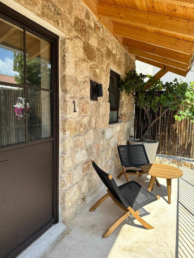 Hagafen Boutique Suites Зихрон Яков Екстериор снимка