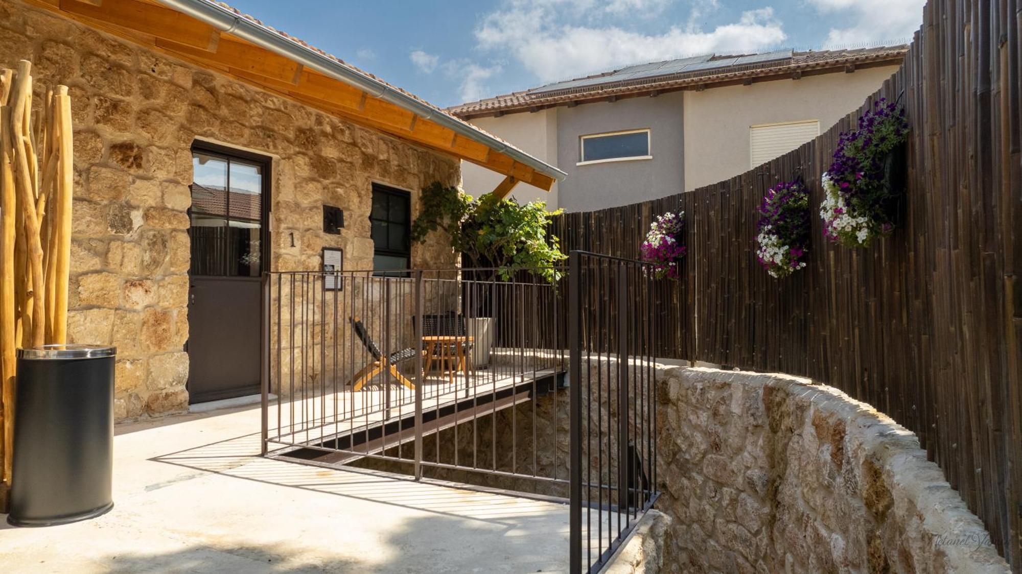 Hagafen Boutique Suites Зихрон Яков Екстериор снимка