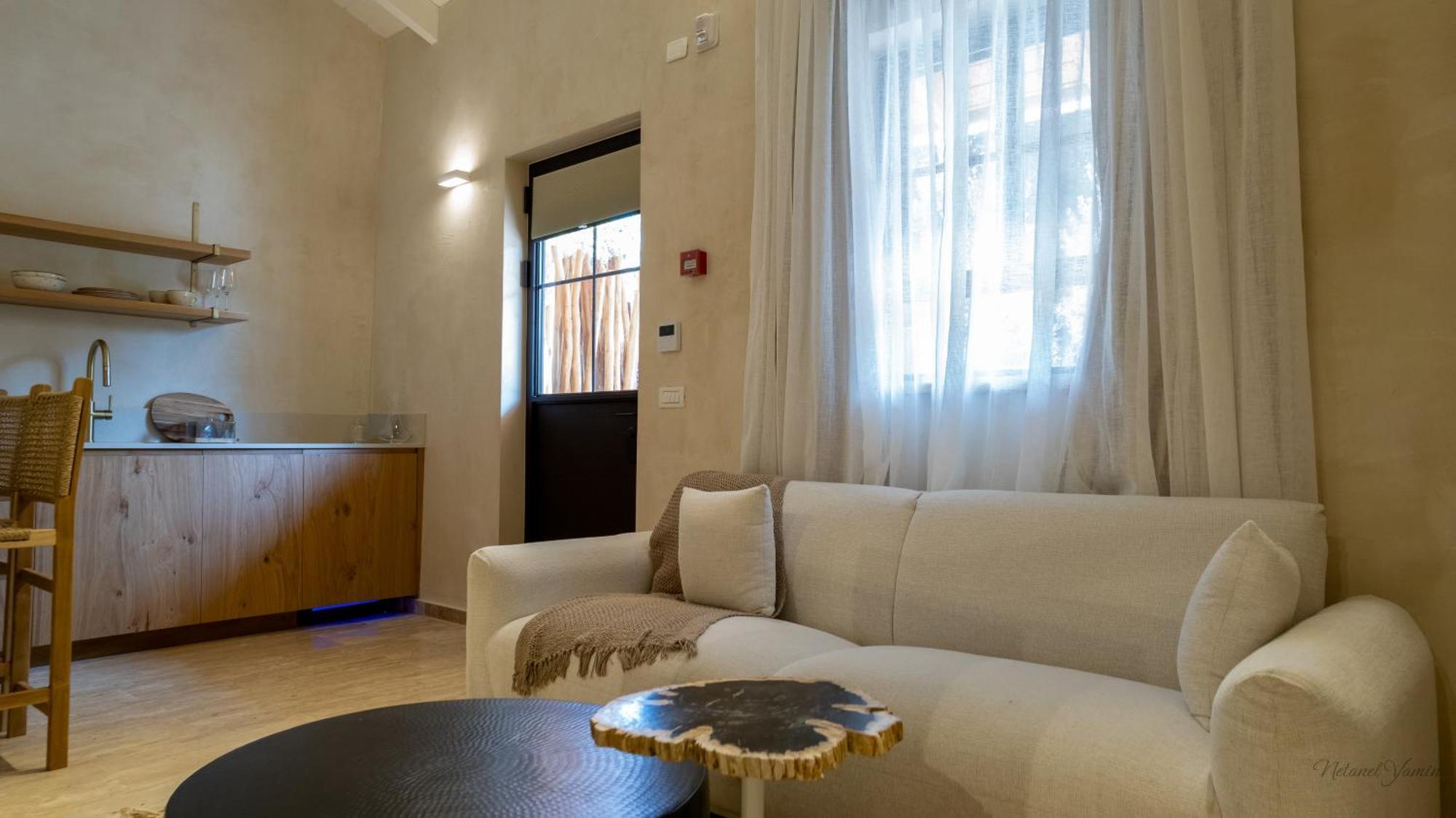 Hagafen Boutique Suites Зихрон Яков Екстериор снимка