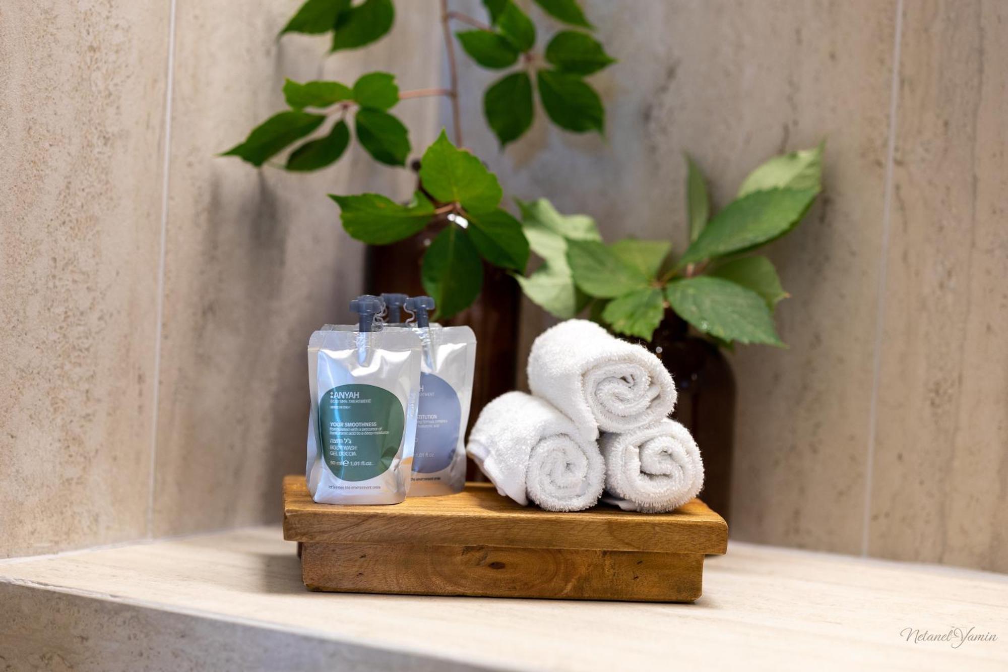 Hagafen Boutique Suites Зихрон Яков Екстериор снимка